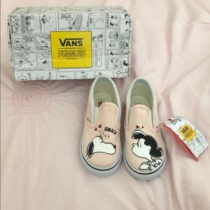 Vans Slip-on Peanuts Charlie Brown size 9.5